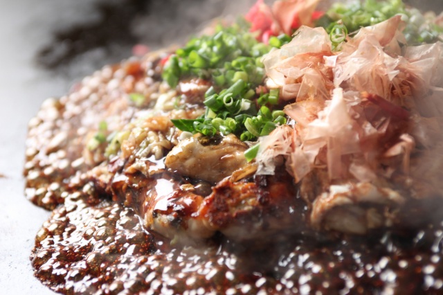 ご当地グルメ「日生カキオコ」と日本六古窯のひとつ「備前焼」を堪能するドライブコース